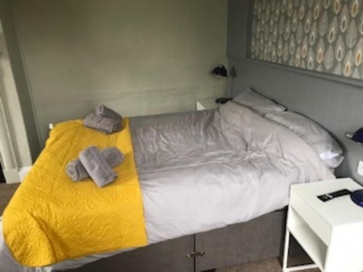 Hotel The Kings Head Chacewater Esterno foto
