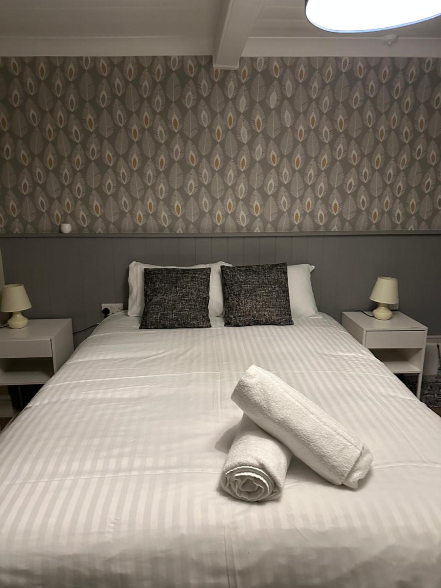 Hotel The Kings Head Chacewater Esterno foto