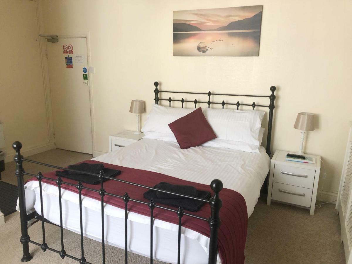 Hotel The Kings Head Chacewater Esterno foto
